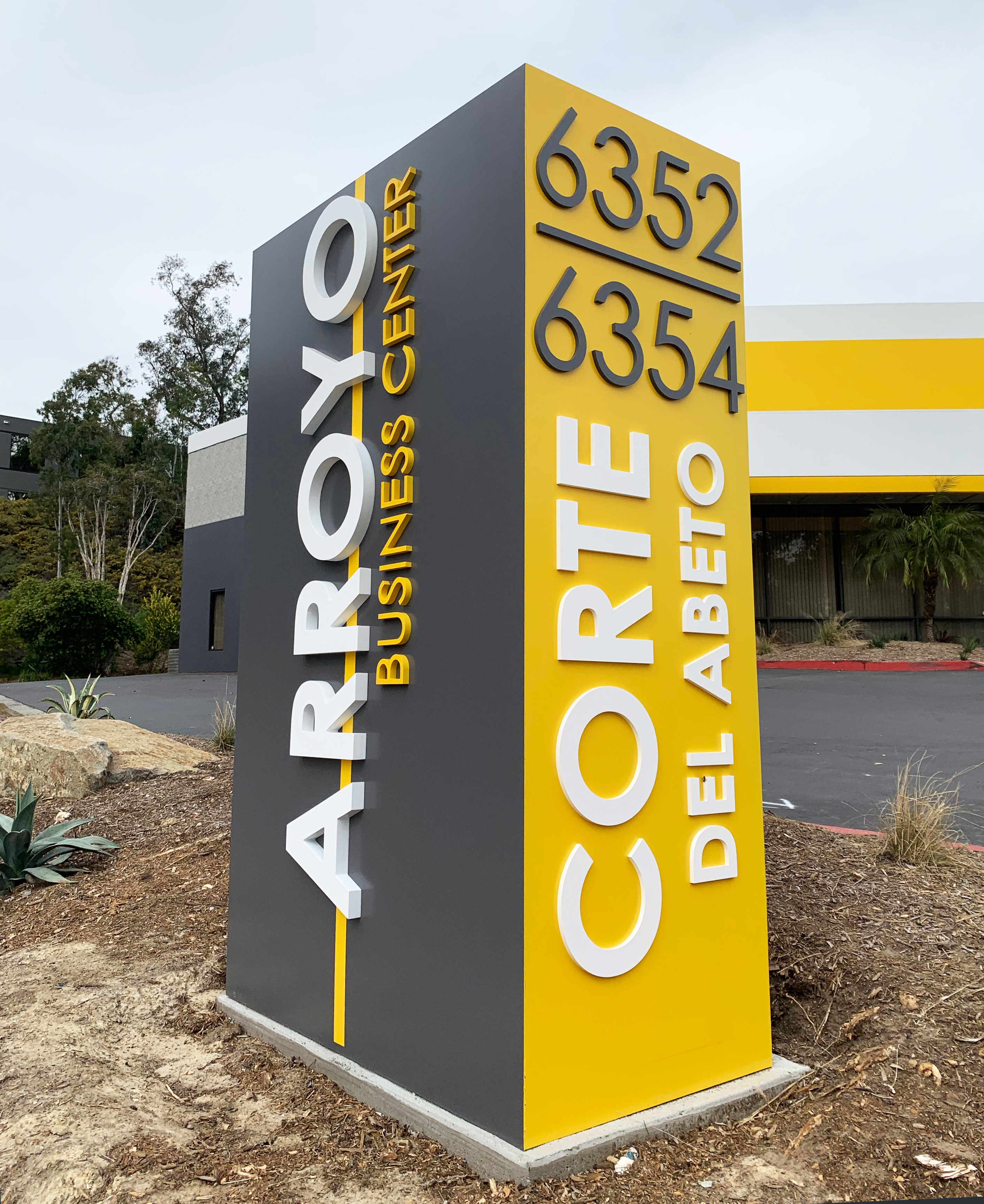 Exterior Pylon Signage by Sunrise Signs
