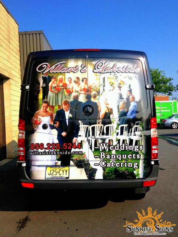 Food delivery vehicle wraps