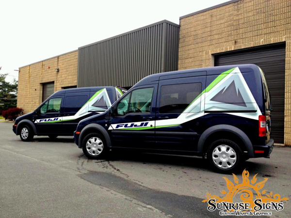 Fleet vehicle wrapping vs. painting