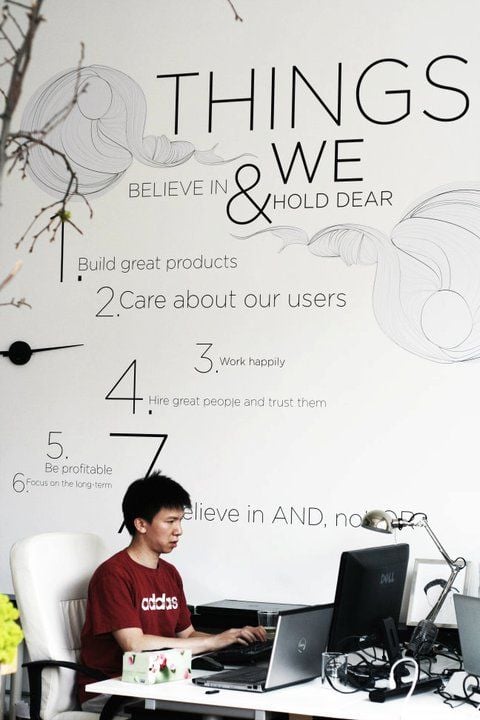 Wall Murals to Display Mission Statements